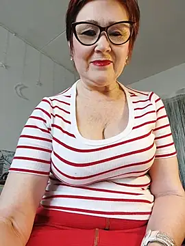 Snapshot of Fire_Night chatting on February 2026 08:35:01 AM Fire Night online show from February 2026 08:35:01 AM