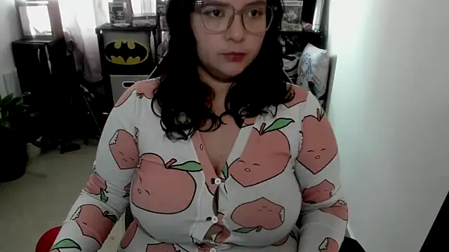Snapshot of aika-dreams chatting on June 2026 04:13:02 PM aika-dreams online show from June 2026 04:13:02 PM