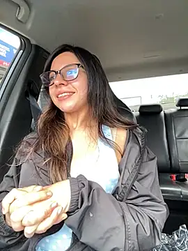 Maggie Fox3 online show from April 2026 03:20:02 PM