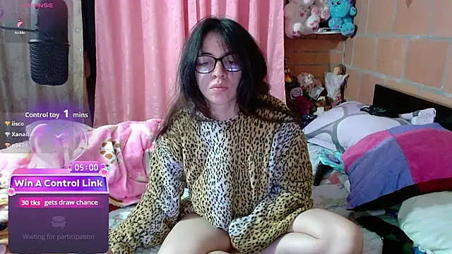 Maggie Fox3 online show from April 2026 07:02:01 AM