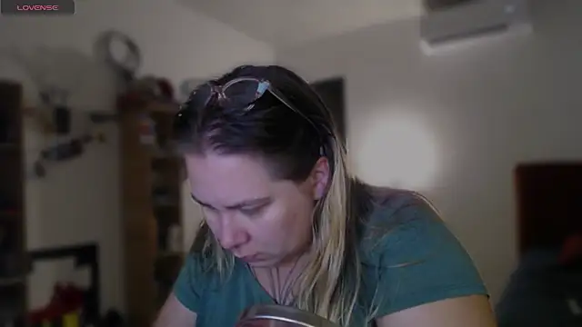 Enotika online show from April 2026 10:52:01 PM