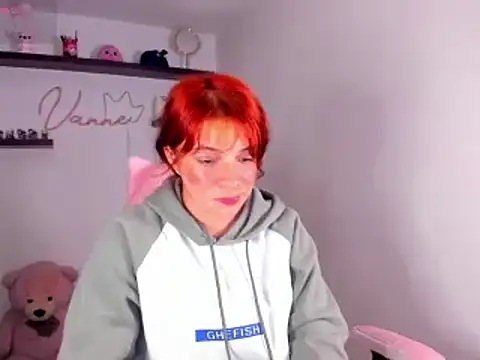 Vannessa  Shy online show from April 2026 09:06:02 PM