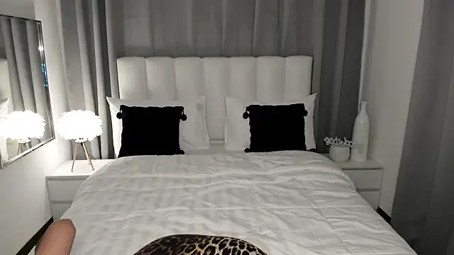 LustfulMonica online show from March 2026 01:04:02 PM