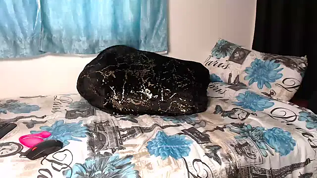 SweetAppleCandyxx online show from May 2026 05:23:02 AM