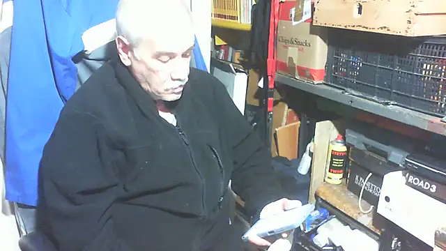 nonnomaturobisex online show from April 2026 04:01:01 PM