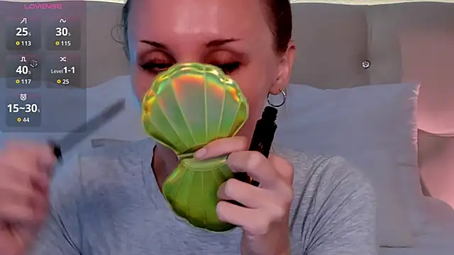 LianaFord online show from July 2026 05:12:02 AM