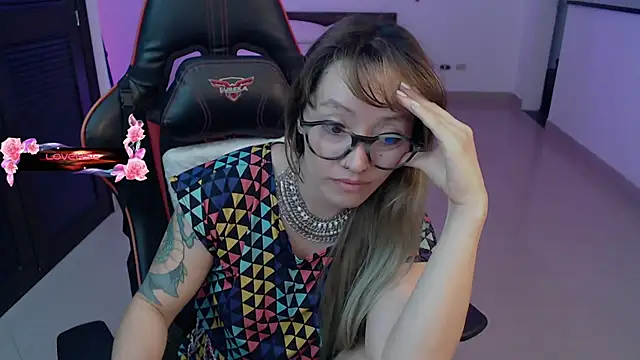 pink-2022 online show from February 2026 09:25:02 PM