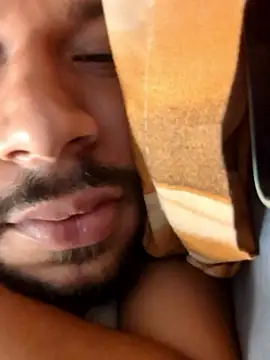 Snapshot of _IRRESISTIBLE_ chatting on January 2026 04:38:02 AM IRRESISTIBLE online show from January 2026 04:38:02 AM