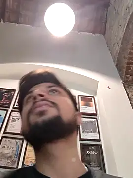 Snapshot of _IRRESISTIBLE_ chatting on February 2026 11:06:02 AM IRRESISTIBLE online show from February 2026 11:06:02 AM