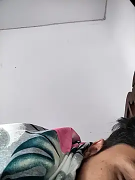 Snapshot of _IRRESISTIBLE_ chatting on March 2026 05:44:01 AM IRRESISTIBLE online show from March 2026 05:44:01 AM