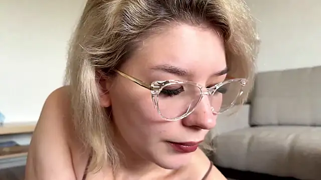 Love plat1na online show from June 2026 06:27:02 AM