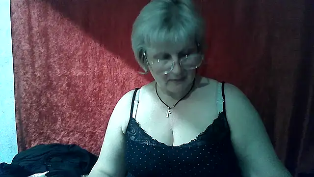 Gina Marlyn online show from April 2026 07:14:01 PM