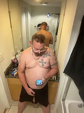 Littledick007007 online show from May 2026 01:52:01 PM