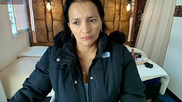 MarilynMiilf  online show from June 2026 07:07:02 PM