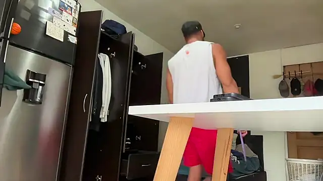 romeolovedark online show from April 2026 08:47:01 PM