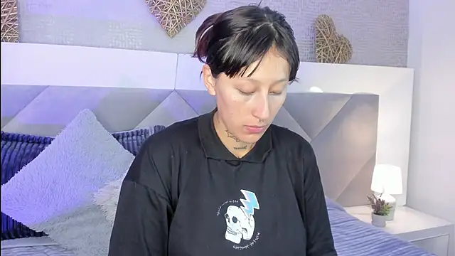 Mariana Joness online show from April 2026 02:58:01 AM