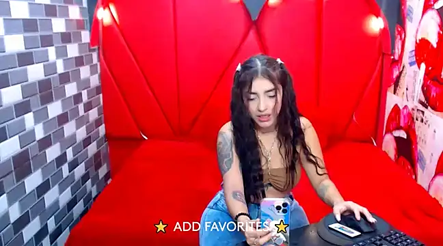 lorensweet77 online show from January 2025 05:58:01 PM