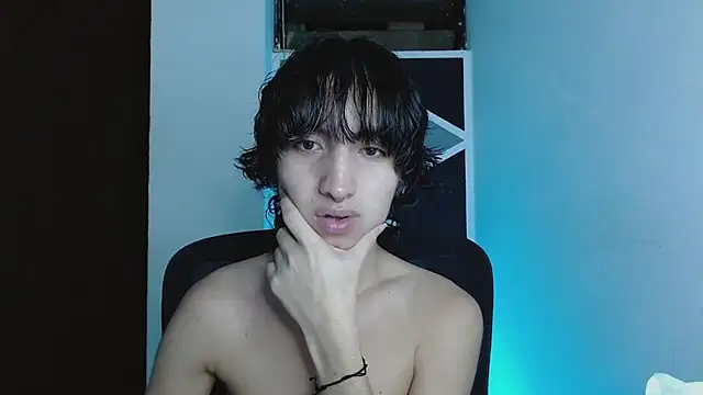 littlextreme online show from April 2026 02:46:02 AM