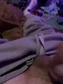 Hugetings online show from April 2026 10:43:01 AM