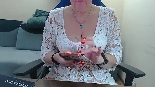 Diablica41 online show from November 2025 08:28:01 AM