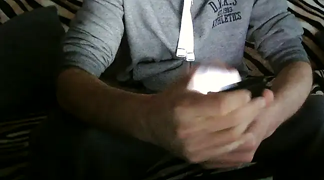 Dzutt online show from February 2025 03:37:02 PM