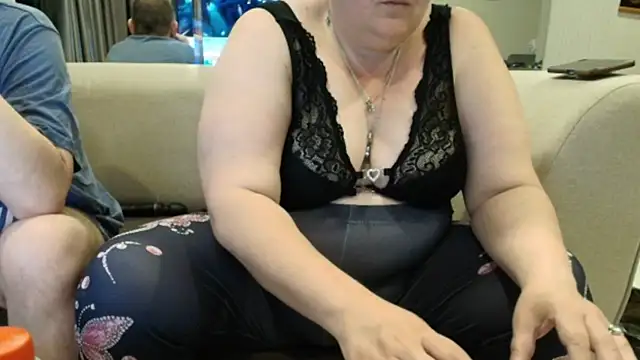HotBiPaar online show from June 2026 04:56:02 PM