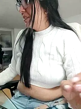 aisha latina online show from March 2026 02:34:01 PM