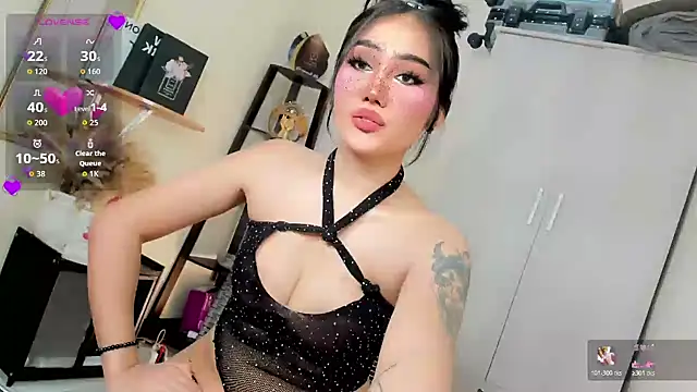 Icon1c LiLy online show from October 2025 06:08:01 PM