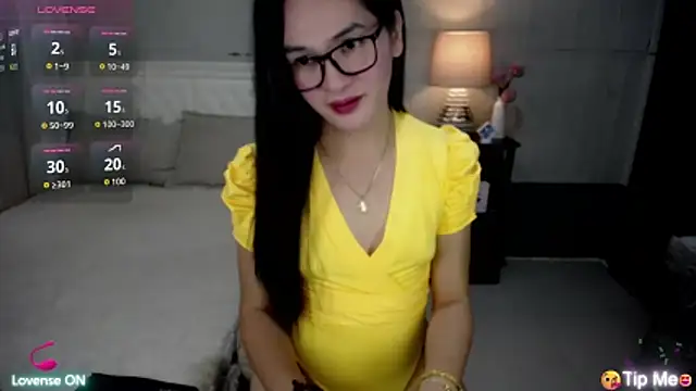 Snapshot of xAsianSweetHeart chatting on June 2026 11:21:01 PM xAsianSweetHeart online show from June 2026 11:21:01 PM
