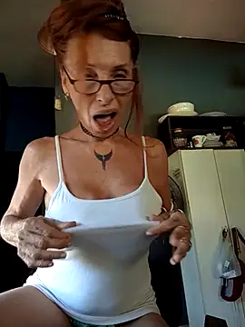 FrozenWaffle online show from March 2026 04:23:01 PM