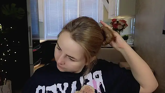 Mira Mermayd online show from March 2026 01:10:01 AM