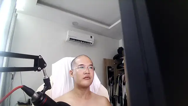 luckyjackie25 online show from September 2025 03:45:02 AM