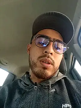 Snapshot of HefestoCam chatting on March 2026 10:48:01 PM HefestoCam online show from March 2026 10:48:01 PM