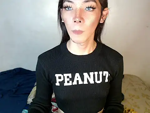 Snapshot of perly_169 chatting on December 2024 10:49:02 AM perly 169 online show from December 2024 10:49:02 AM