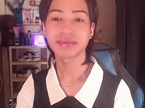 Lemonadexxx online show from April 2026 11:36:01 AM