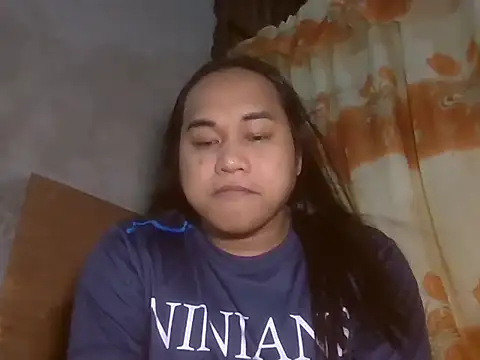 bettina love online show from July 2026 12:31:01 PM