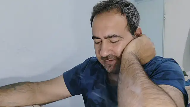 ZYXEL353 online show from February 2026 10:35:01 PM