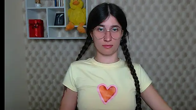 MaryEm976 online show from June 2026 06:26:02 AM
