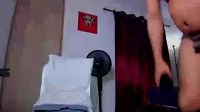 Cloudy pigDude online show from July 2026 04:25:01 AM