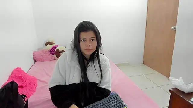 sweetnia online show from February 2026 07:54:01 PM