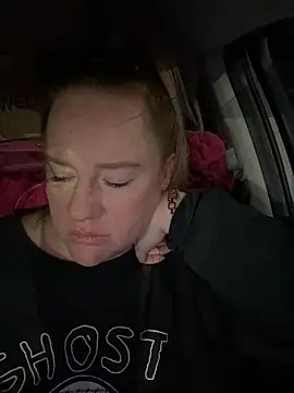 Snapshot of cinnatitties chatting on November 2025 06:57:02 AM cinnatitties online show from November 2025 06:57:02 AM