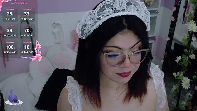 Catwhite  online show from March 2026 04:41:01 PM