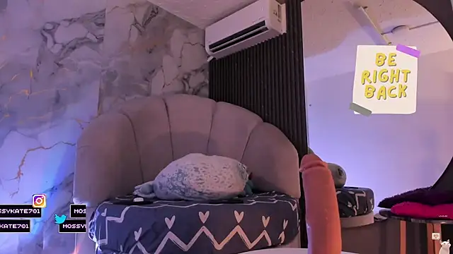 Katemoss70 online show from March 2026 12:33:02 PM