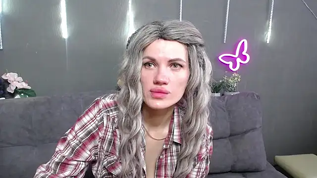 MilaLoona online show from March 2026 07:47:01 AM