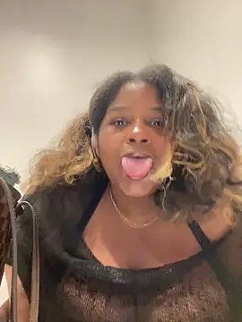 BigFineSelena online show from April 2026 02:56:01 PM