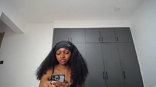 Snapshot of Pretty_Liya08 chatting on June 2026 05:47:01 PM Pretty Liya08 online show from June 2026 05:47:01 PM
