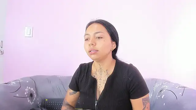 miss soffi  online show from June 2026 12:13:02 PM