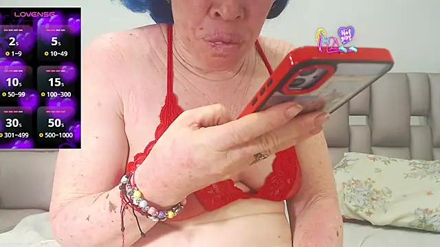 Kittywhiteass online show from February 2026 07:45:02 AM