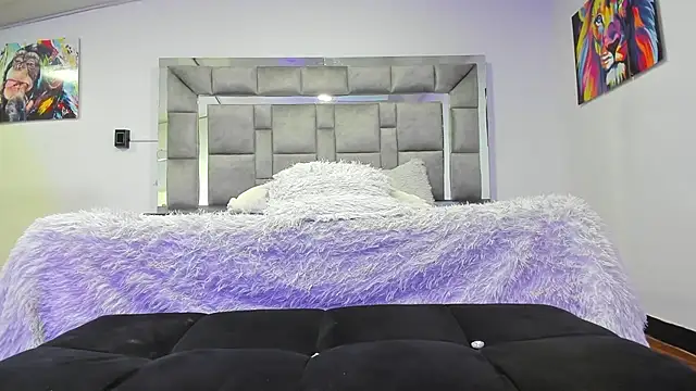 Candy And Andy  online show from March 2026 04:34:01 PM