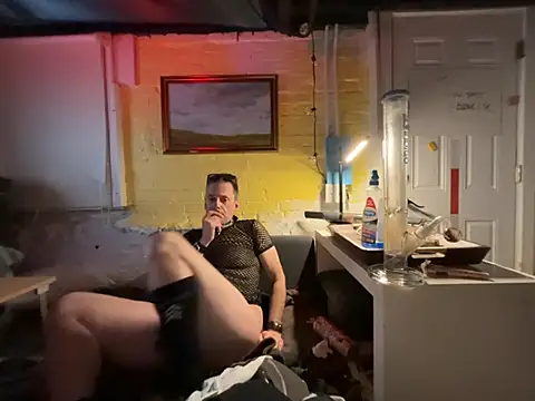 cumhungrybottom4u online show from May 2026 06:08:01 AM